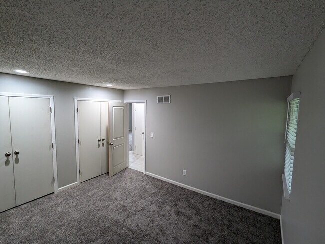 Building Photo - 9178 W 78th Terrace