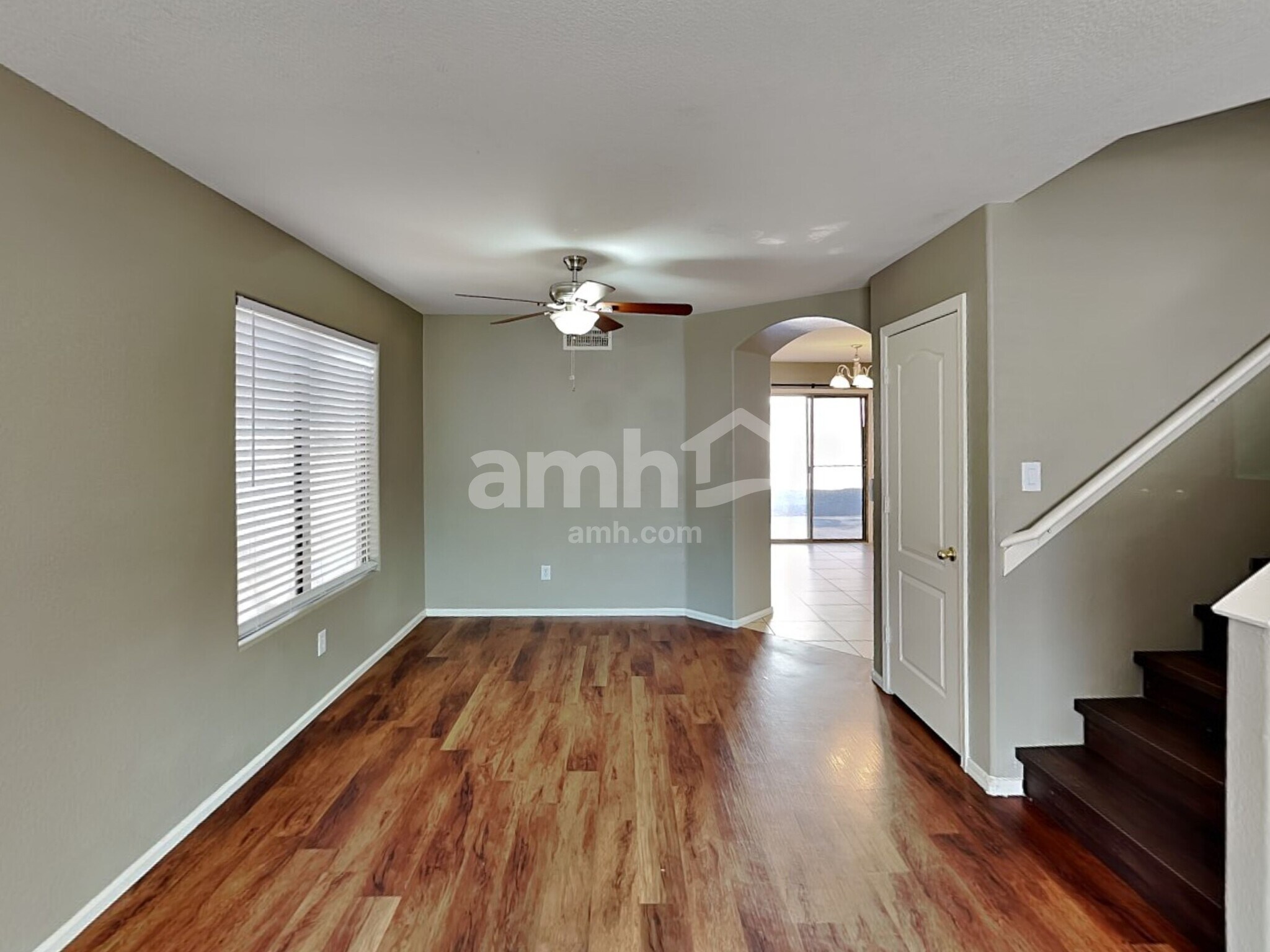 Building Photo - 2338 W Running Deer Trl