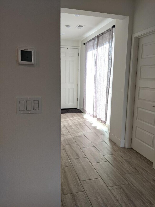 Building Photo - 3932 Scordia Way