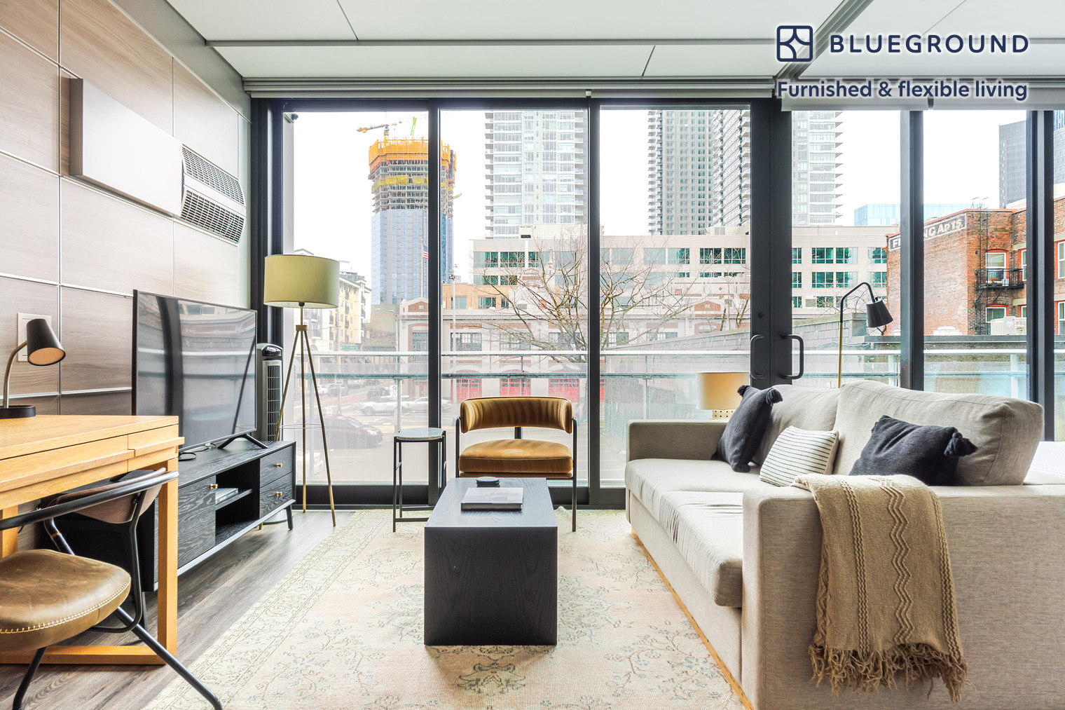 Building Photo - 303 Battery St