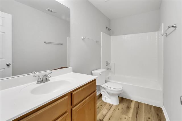 Building Photo - 5864 Shetland Cir