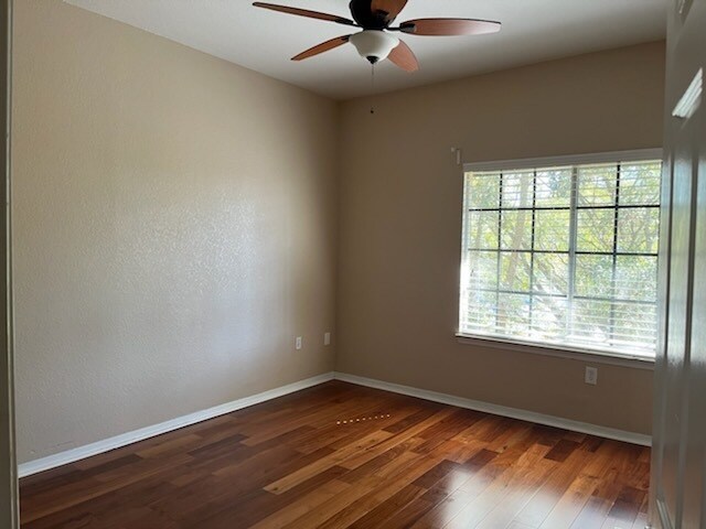 Building Photo - 5216 Hampton Beach Pl