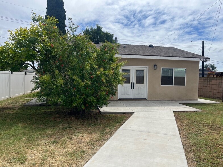 Building Photo - 12225 Brookhaven Park