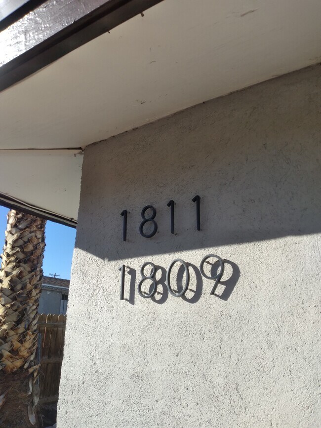 Building Photo - 1809 Linden Ave
