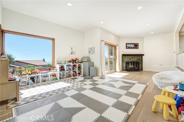 Building Photo - 30162 Cartier Dr