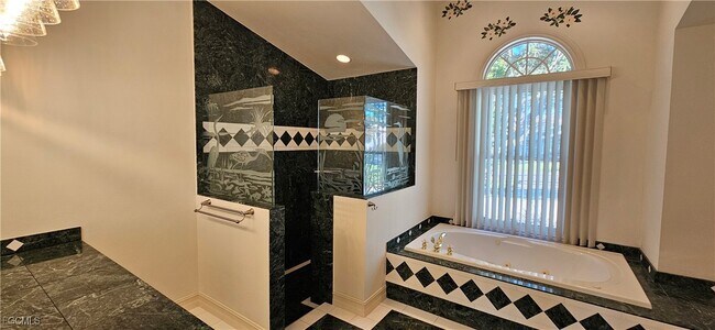 Building Photo - 11729 Timberline Cir