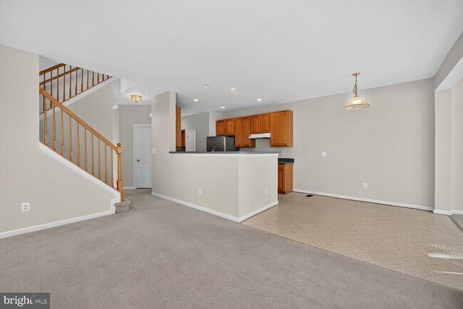 Building Photo - 1515 Shields Terrace NE