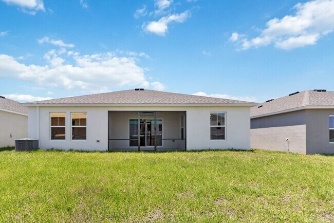 Building Photo - Beautiful 3/2/2 SF Home For Rent in Davenport, FL $2199