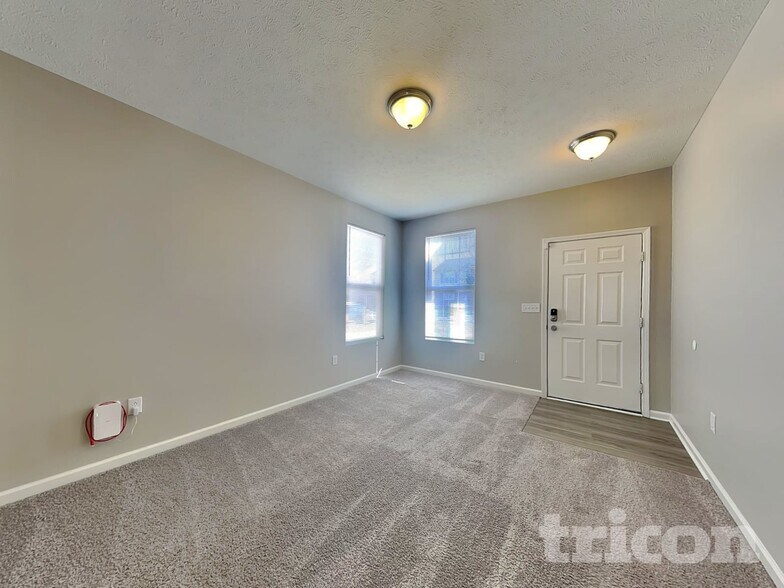 Building Photo - 2004 Shadow Creek Blvd