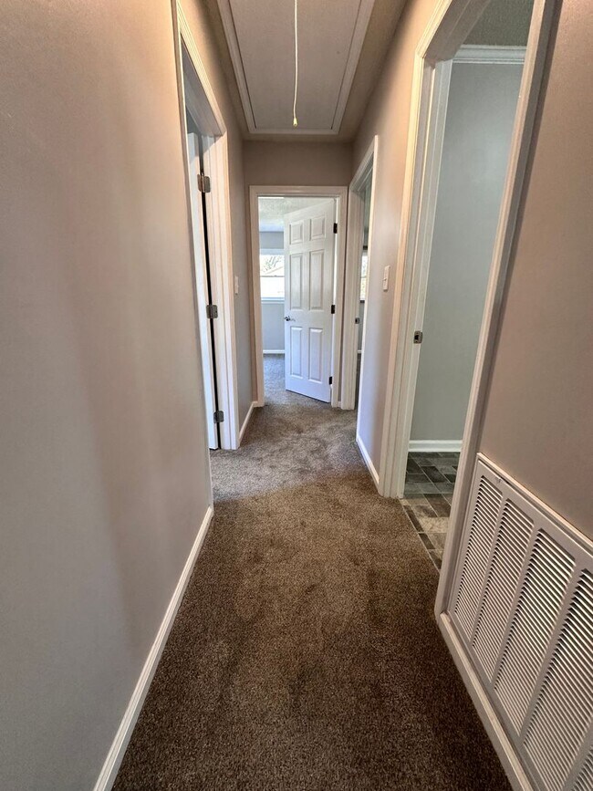 Building Photo - Exclusively Offered by Muse Realty Rentals, LLC