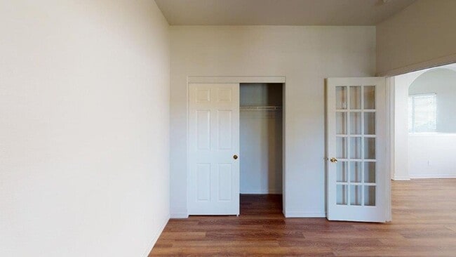 Building Photo - 1372 SE Newgate Dr