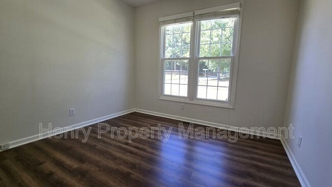 Building Photo - 100 Mint Hill Dr