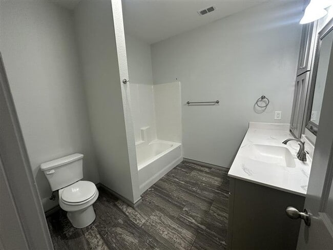 Building Photo - 13314 County Rd 285