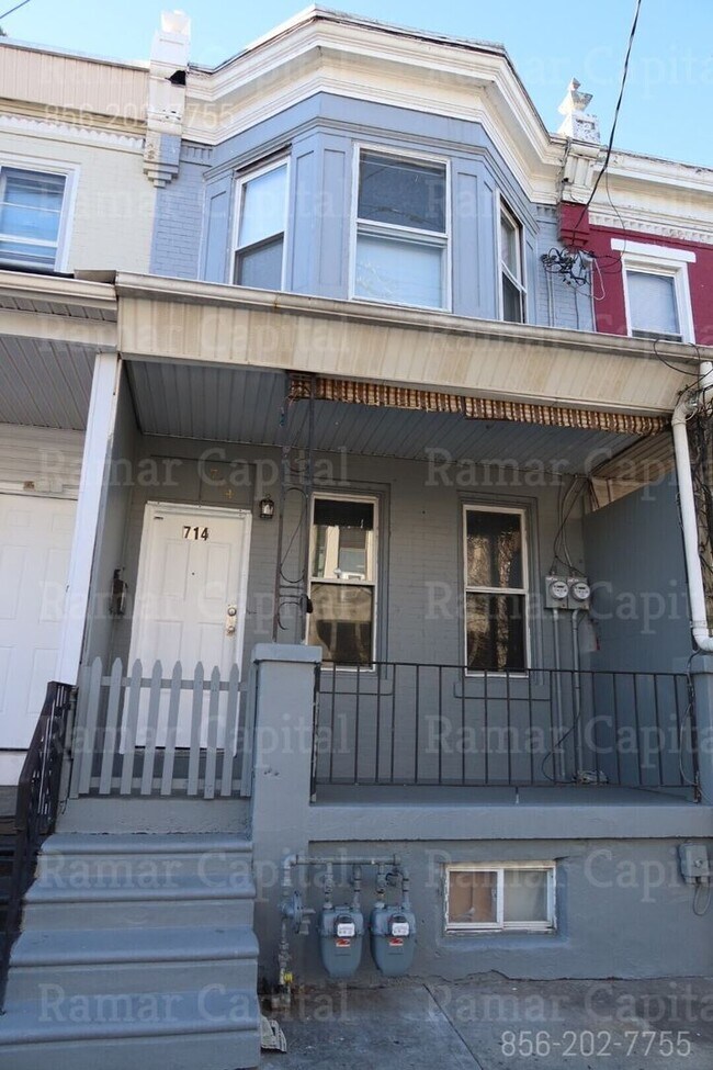 Building Photo - 714 Vine St