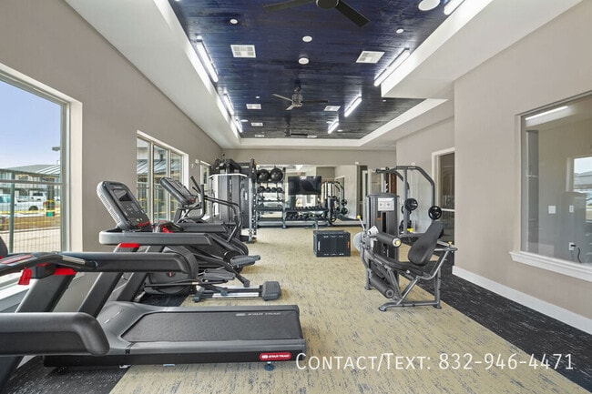Building Photo - Get up to 8 Weeks Free + $1,000 GC in Katy!
