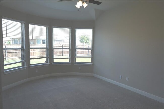 Building Photo - 169 Isabella Wy