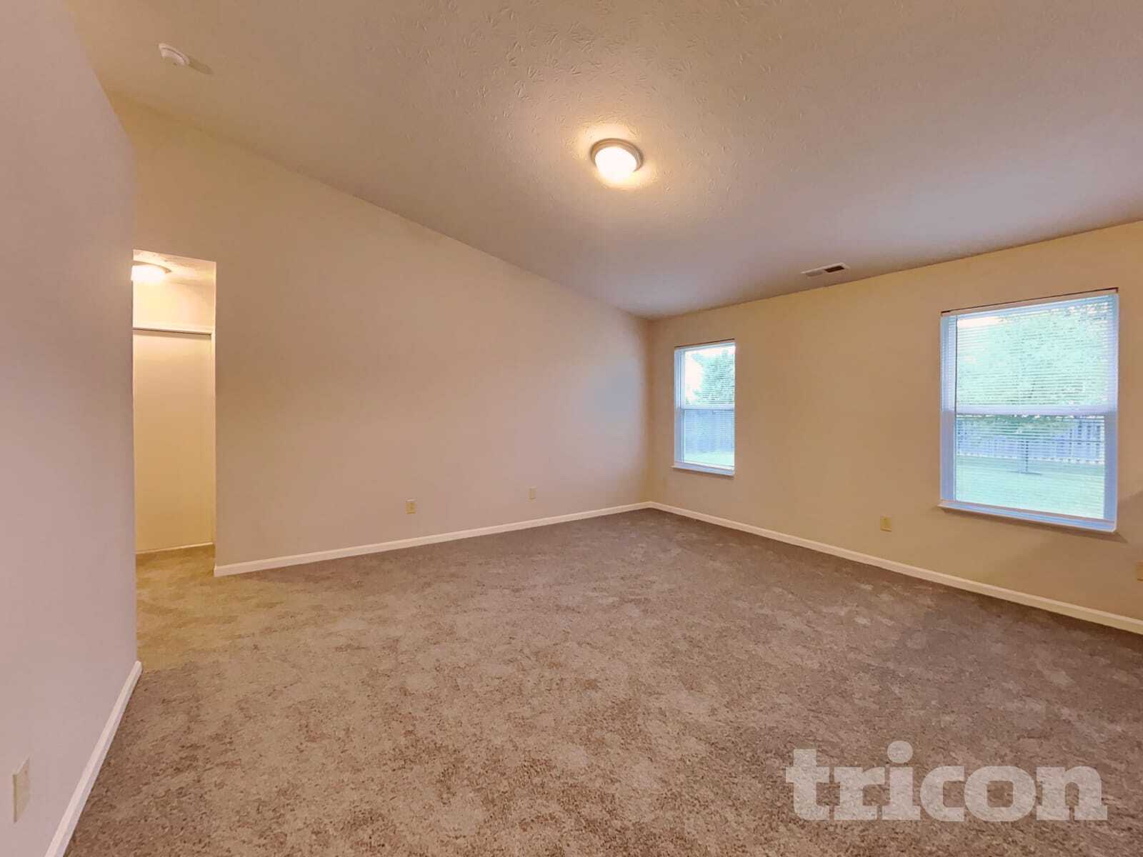 Building Photo - 5237 Montavia Ln