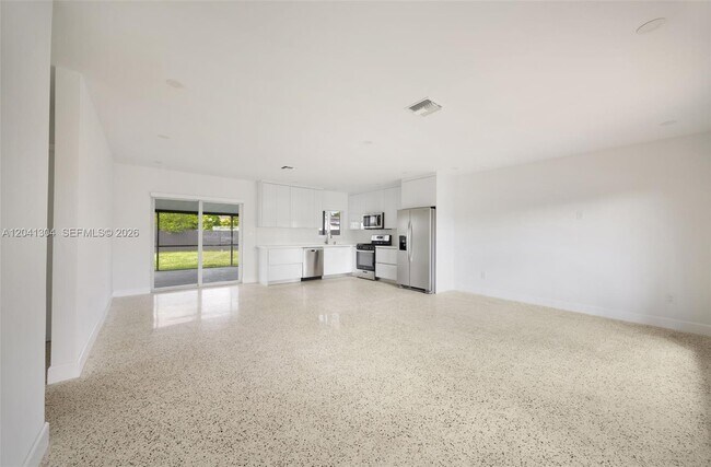 Building Photo - 10340 SW 157th St