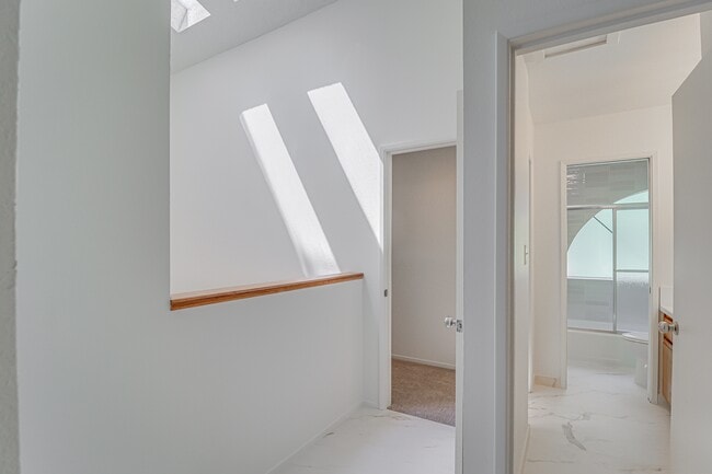 Building Photo - 7330 Stockdale Hwy