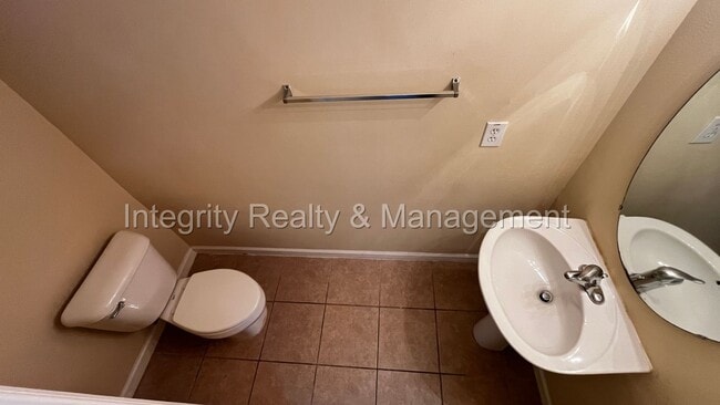 Building Photo - 3 bed/ 2.5 bath townhome in Fleming Island