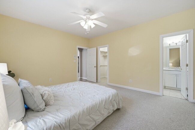 Building Photo - Ready NOW in The Reserve at Great Neck, Top-Rated Schools, Pet Friendly