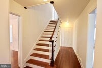 Building Photo - 104 Bayard Ave