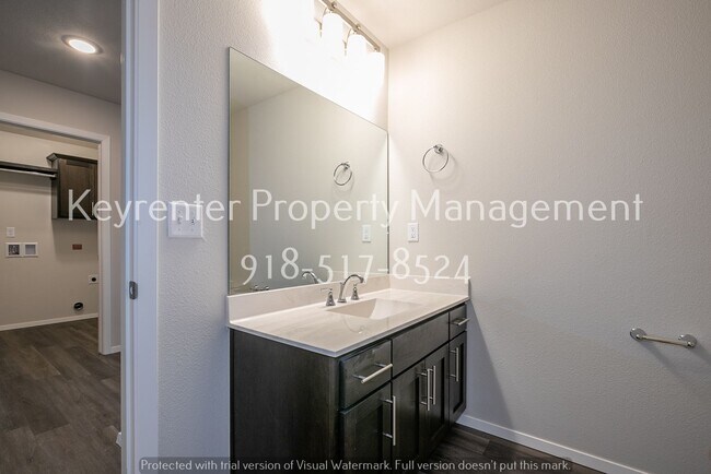 Building Photo - BRAND NEW 4 BEDROOM SIMMONS HOME IN BIXBY!!!