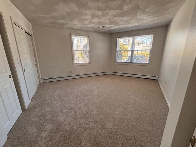 Building Photo - 100 Clinton Dr