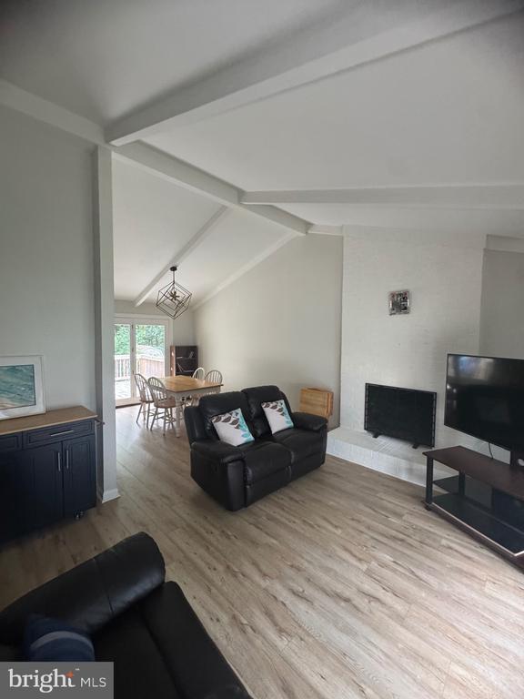 Primary Photo - 7940 Covington Ave