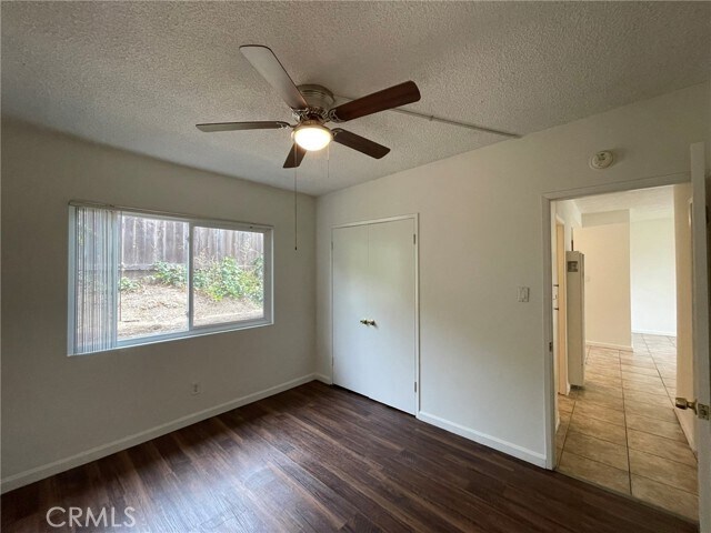 Building Photo - 701 Adlena Dr