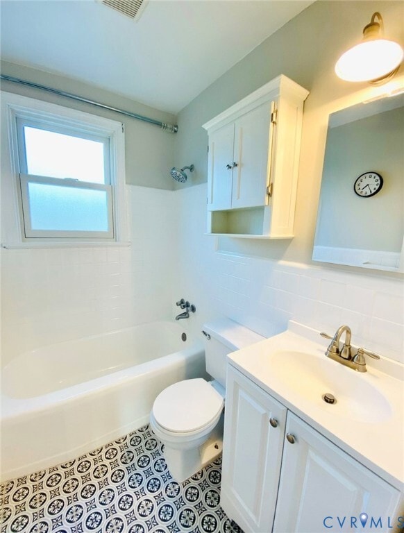 Building Photo - 26 Eastlake Dr