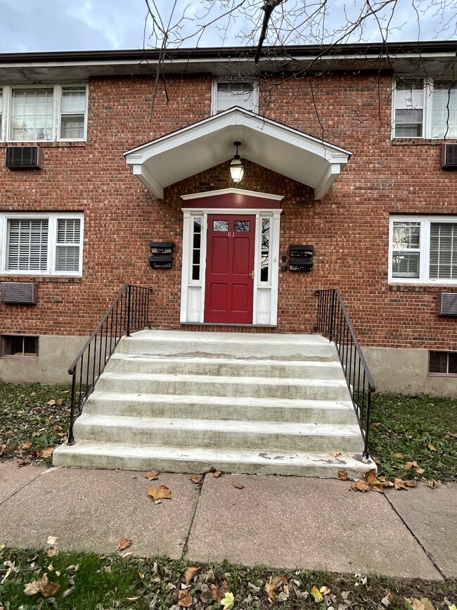Building Photo - 79 Charter Oak St