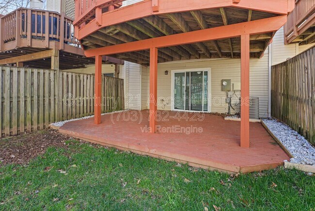 Building Photo - 6719 Sunset Woods Ct