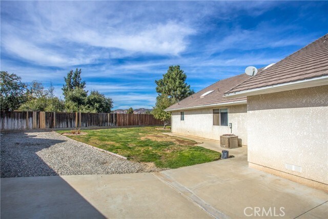 Building Photo - 35330 Rancho Rd