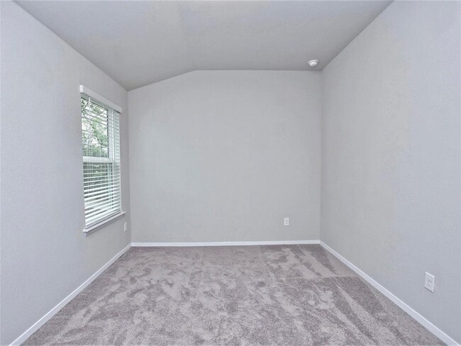 Building Photo - 21310 Mt View Dr