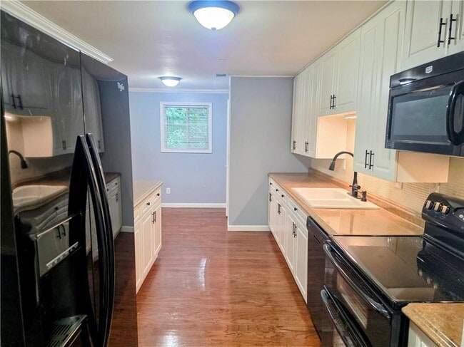 Building Photo - 4189 Hopkins Lake Dr NW