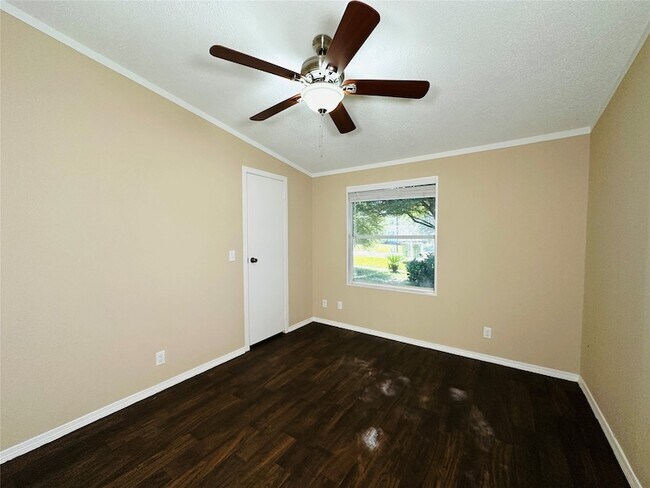 Building Photo - 16497 Spring Rain Ct