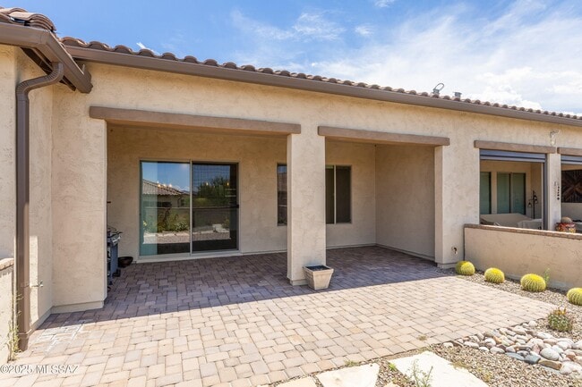 Building Photo - 30732 S Osprey Dr