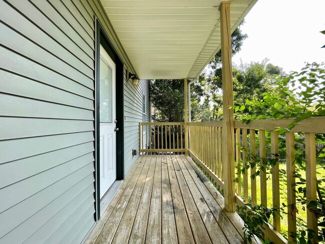 Building Photo - Four Bedroom Home in Southeast Grand Rapids