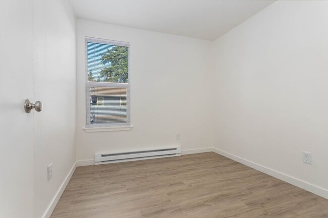 Interior Photo - Glacier Park Apartments