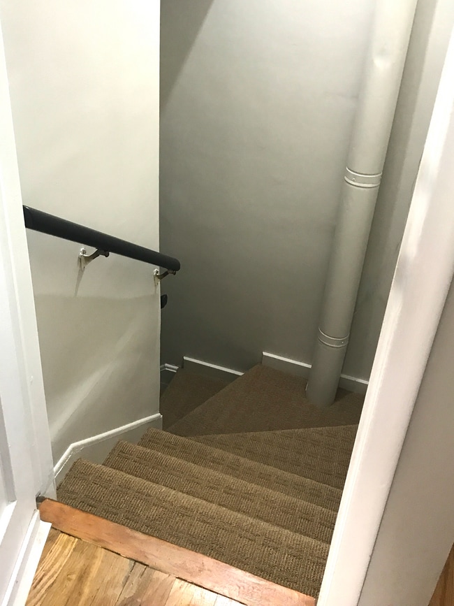 Building Photo - 1242 E Sherman Ave