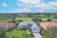 Building Photo - 1252 SW Bent Pine Cove