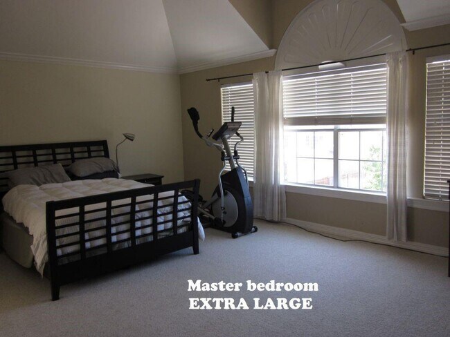 Building Photo - 1809 Crape Myrtle Cir