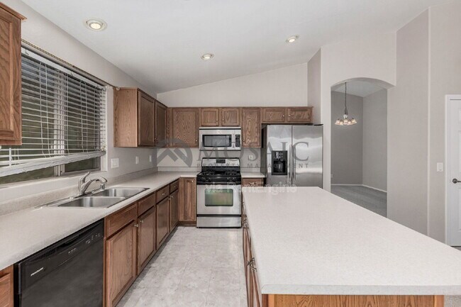 Building Photo - 7019 S 45th Ave