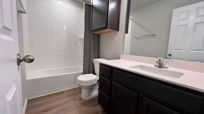 Building Photo - Four Bedroom in Harker Heights with a Flex...