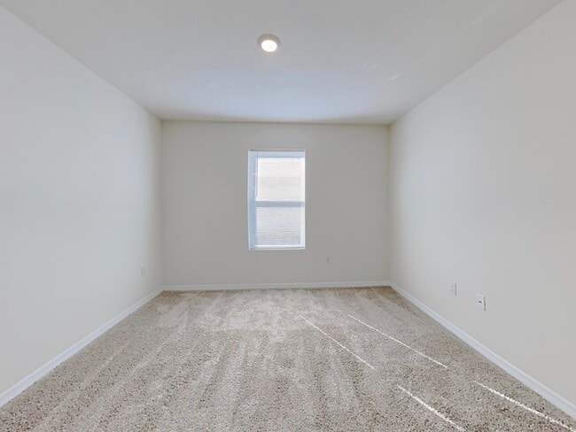 Building Photo - 9678 Black Walnut Dr