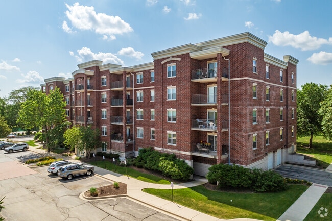 Building Photo - Timber Court