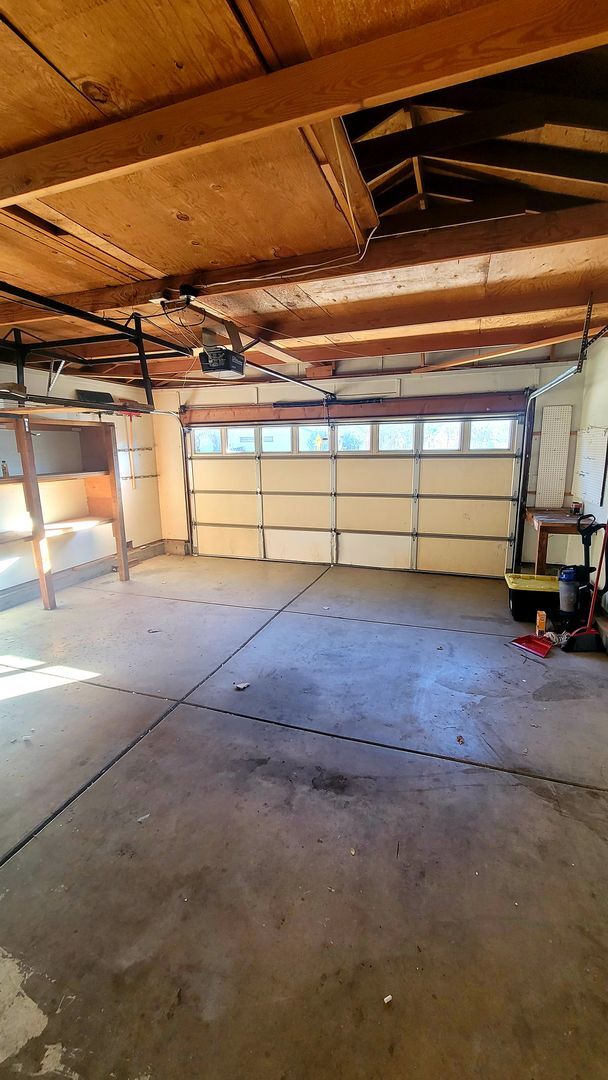 Building Photo - Gorgeous 4 Bed Home In Donner Springs!