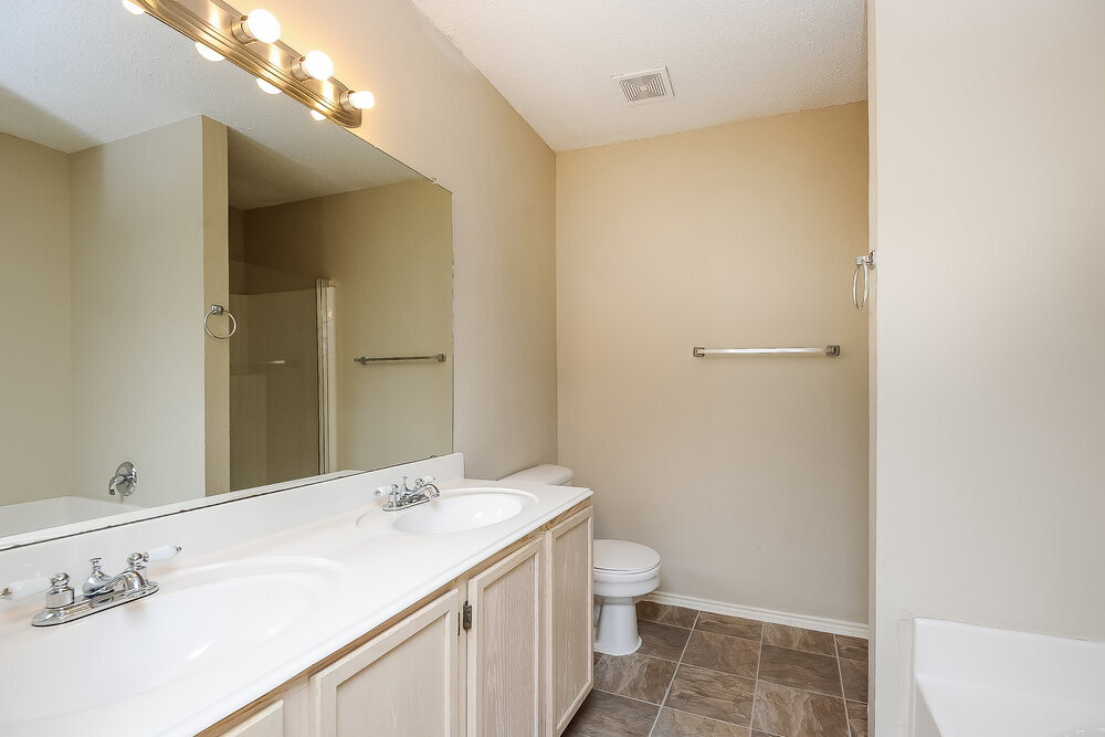 Building Photo - 6057 Arabian Ave