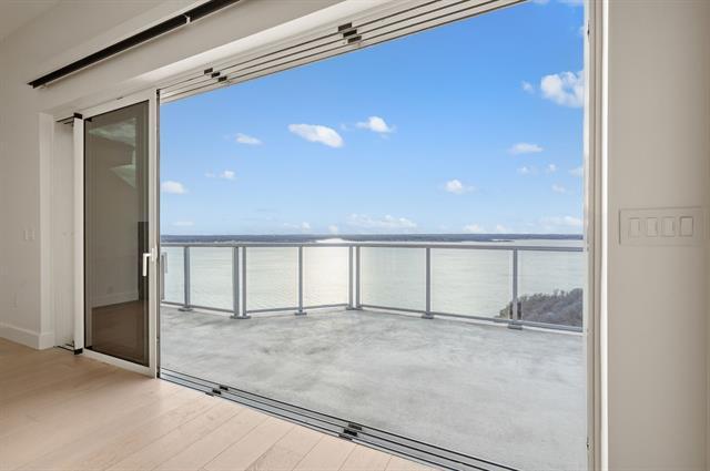 Building Photo - 2800 Lakeside Pky